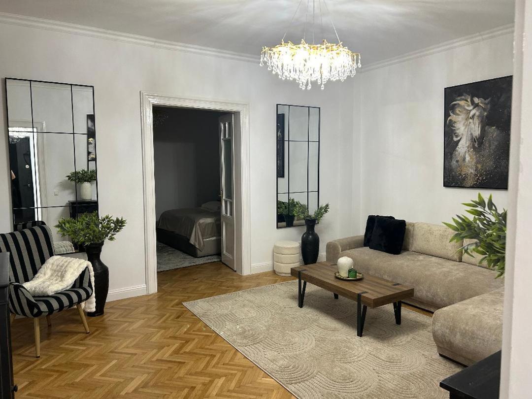 Rennes Apartment Sibiu Exteriör bild